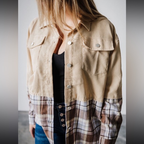 Andtheway Shacket - Picture 6 of 7